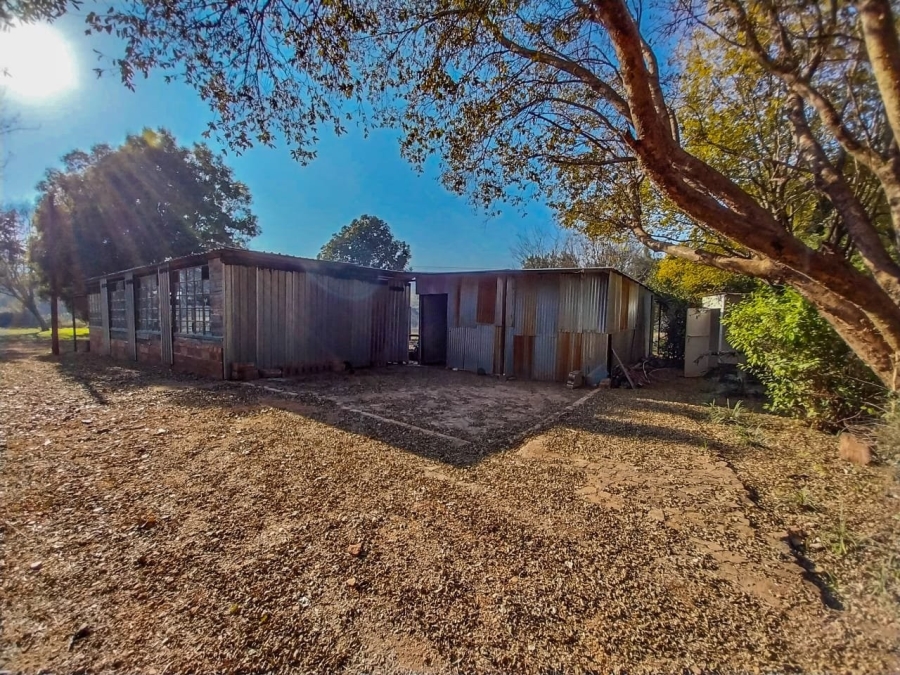 To Let commercial Property for Rent in Broederstroom North West